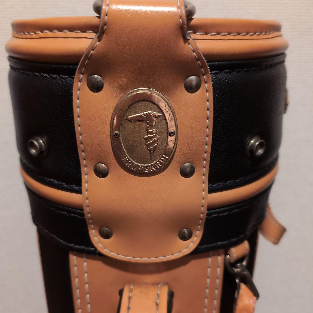 トラサルディ…ゴルフバッグ・キャディバッグ 黒と茶色