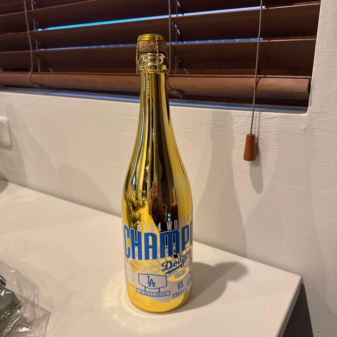 2021 WORLD SERIES CHAMPION Dodgersシャンパン