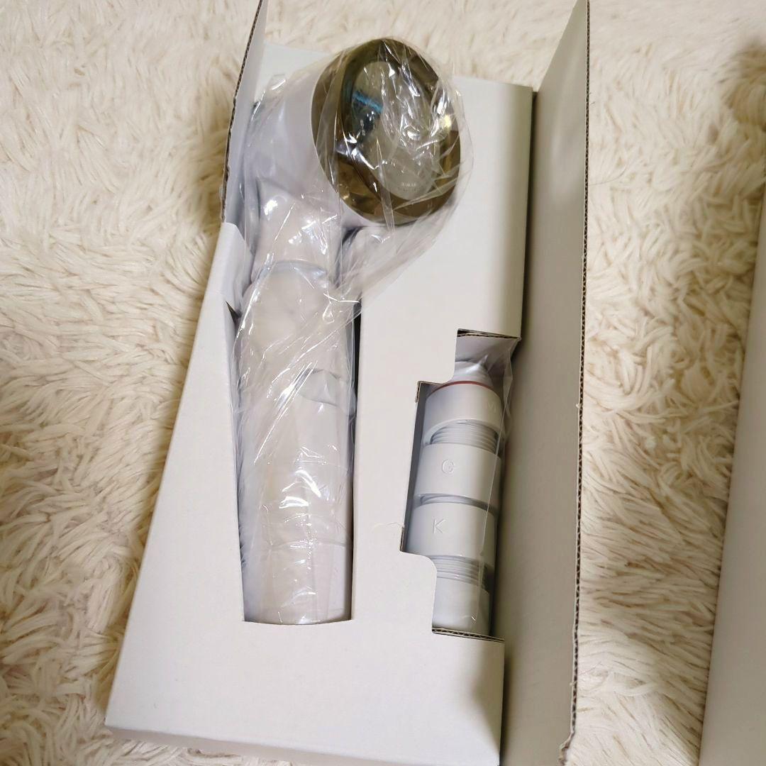 新品未使用　シルキー泡バブルシャワー JSNB1-CW シャンパンホワイト