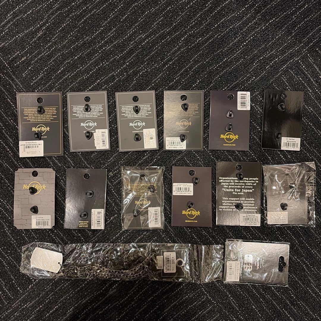 “Hard Rock CAFE”ピンバッジ(12点セット)
