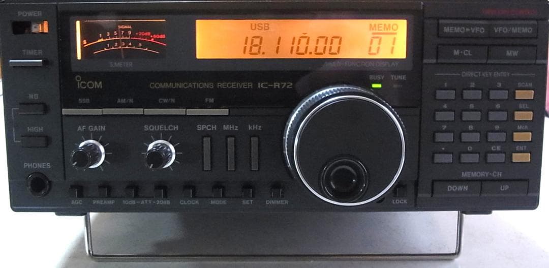 ICOM IC-R72 受信機　(100KHz～30MHz）