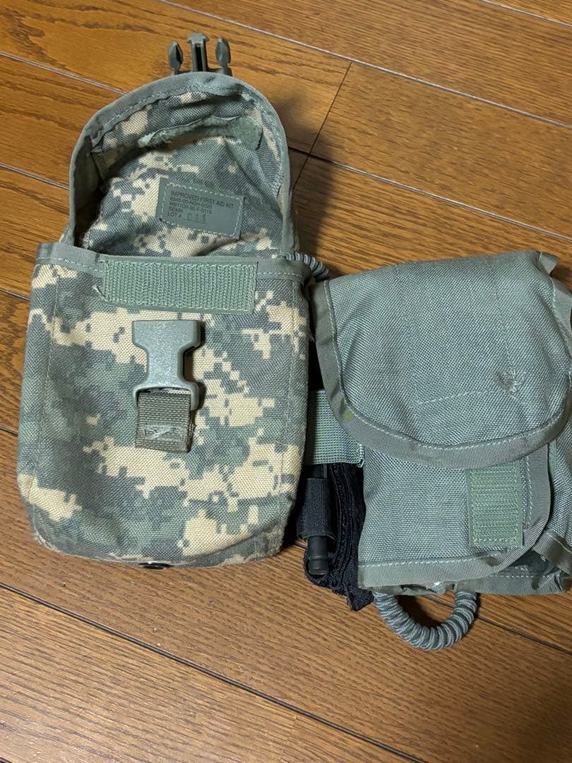 米軍放出品　実物　希少　未使用品 ファーストエイド キット セット 中身入り