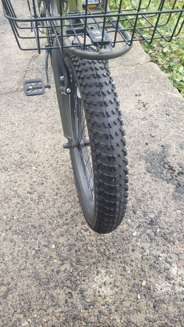 キャプテンスタッグ　20インチ　折りたたみ自転車　ワイルダー　極太タイヤ