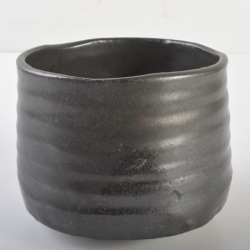 クレヨン7色　茶道具　瀬戸焼　瀬戸黒葵紋印　茶碗　時代箱付　M　R6810