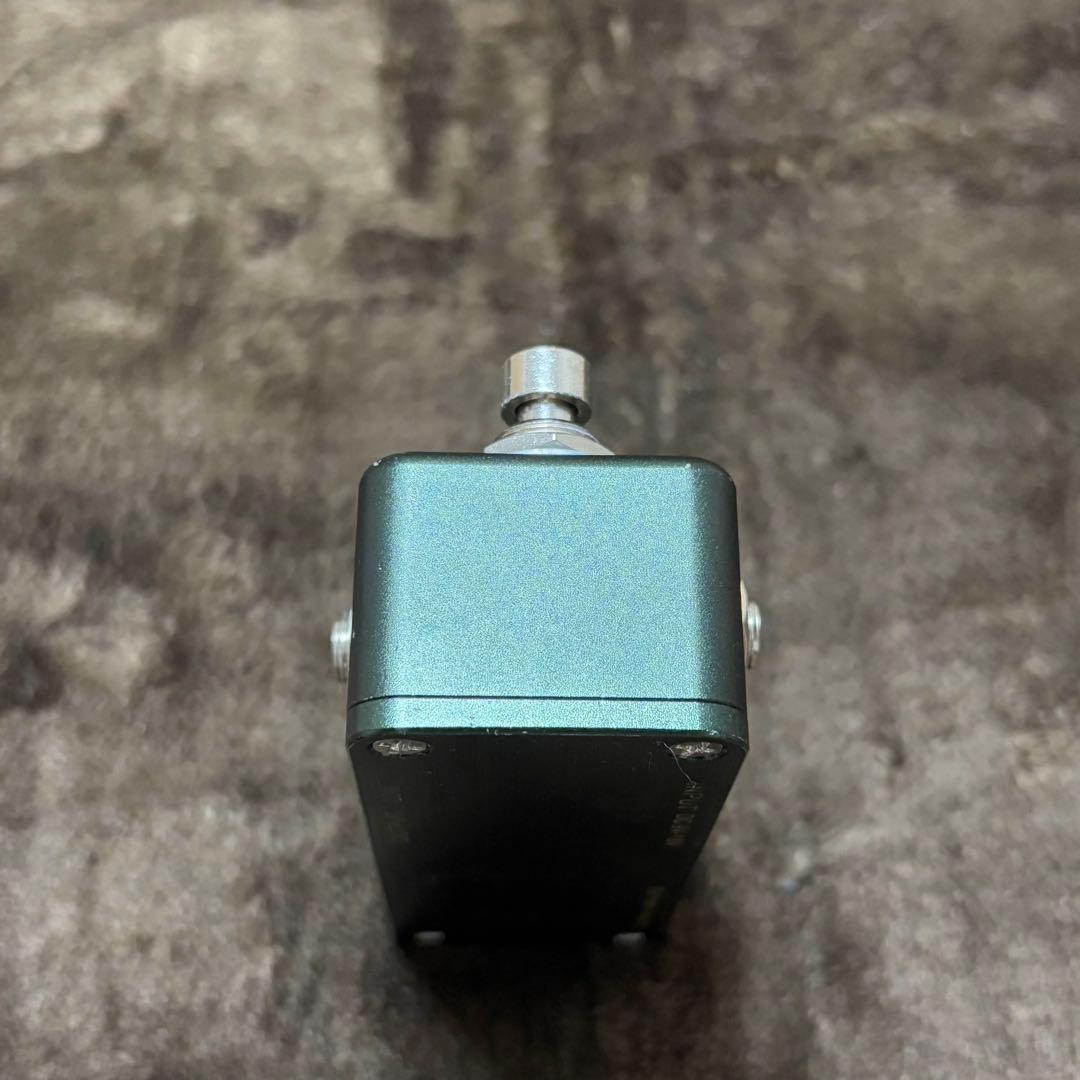 ベース One Control Hooker's Green Bass Machine