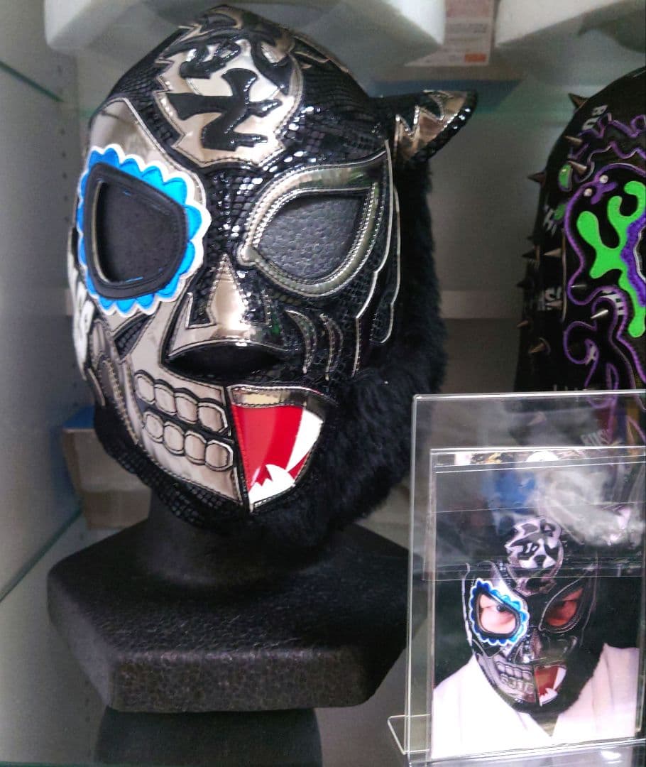 本日限定価格)BUSHIのプロレスマスク 初号機カラー+ブラックタイガーの2枚