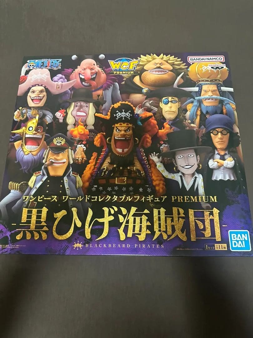 ワンピース　RED ワールドコレクタブルフィギュア PREMIUM 赤髪海賊団