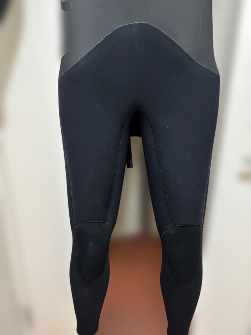 ほぼ未使用！　RINCON　セミドライ　バックジップ 　5/3mm　MLサイズ