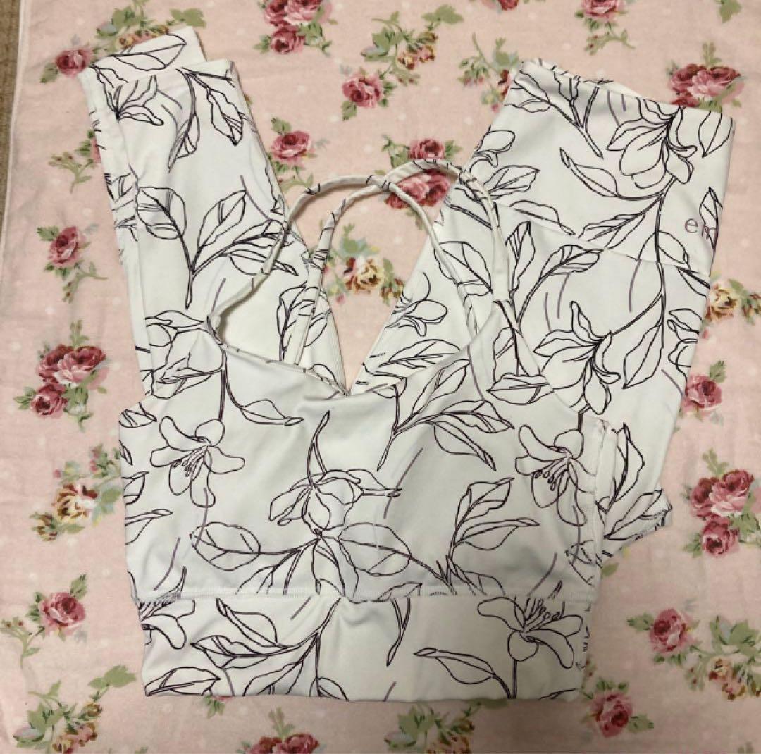 エミヨガ emmi yoga セットアップ M