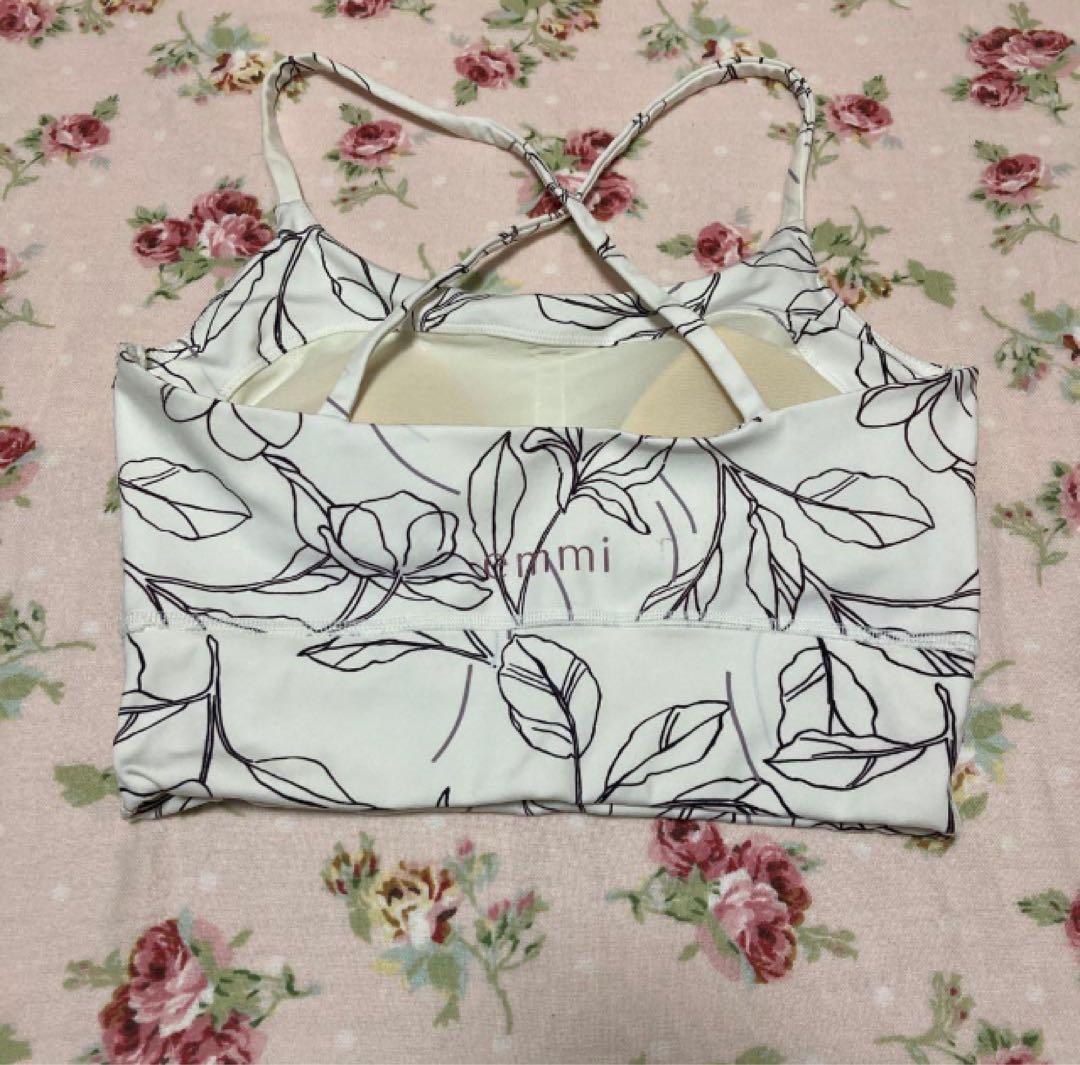 エミヨガ emmi yoga セットアップ M