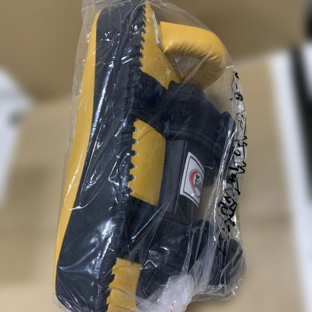 新品　Fairtex KPLC5 ムエタイ キックボクシング 軽量 タイパッド