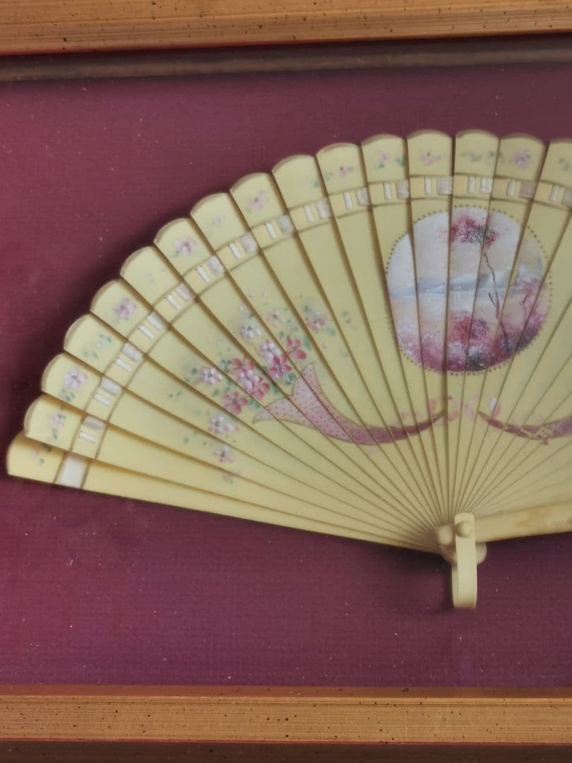 アンティーク フランス ヴィクトリア時代 ハンドペイント扇 風景画 角と花 額装