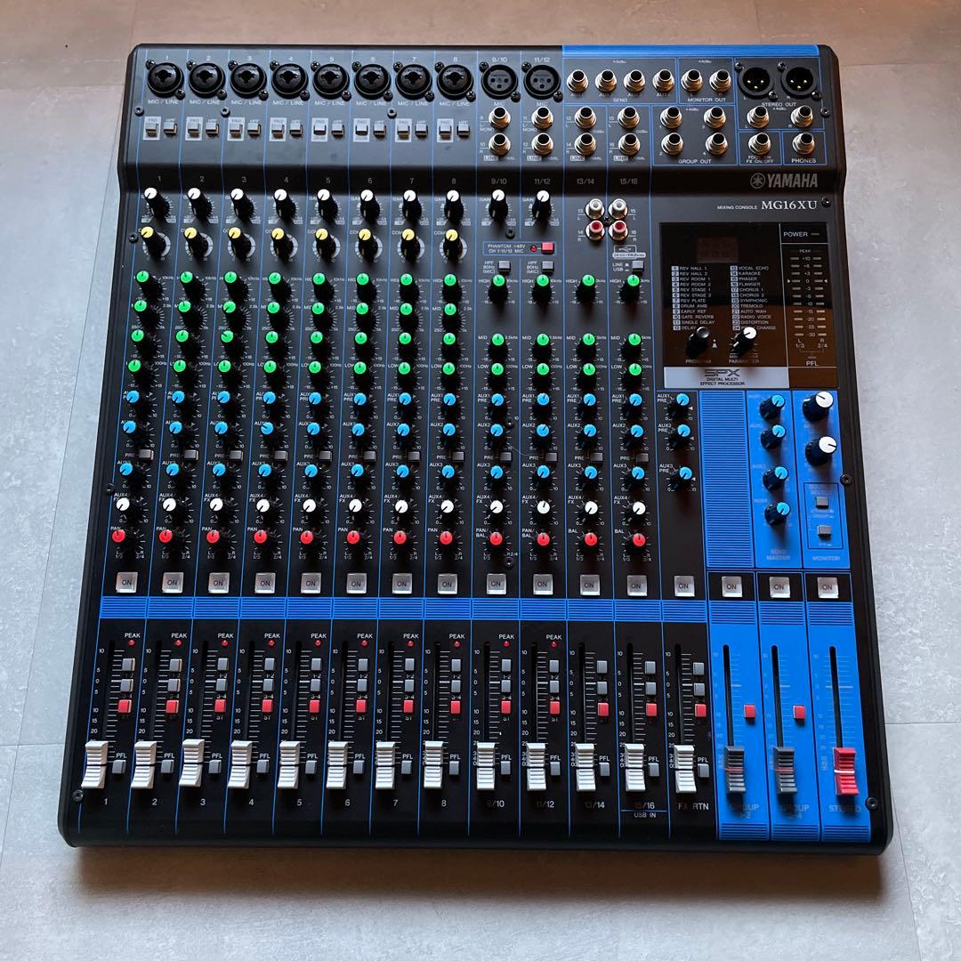 (月末特価)ラックマウント付き　YAMAHA MG16XU アナログミキサー