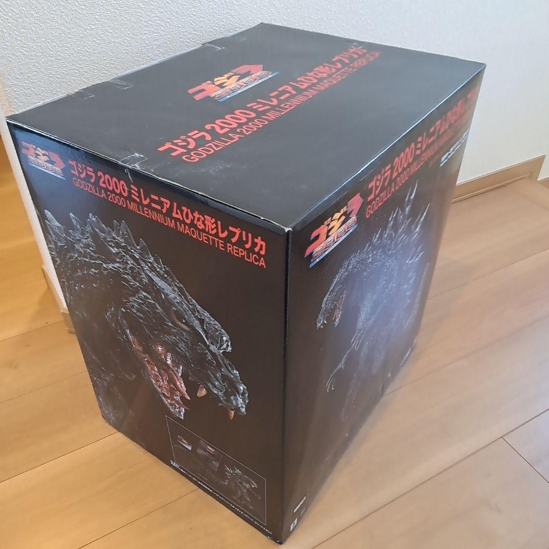 世界500体限定！ エクスプラスRMCゴジラ 2000 ミレニアムひな形レプリカ