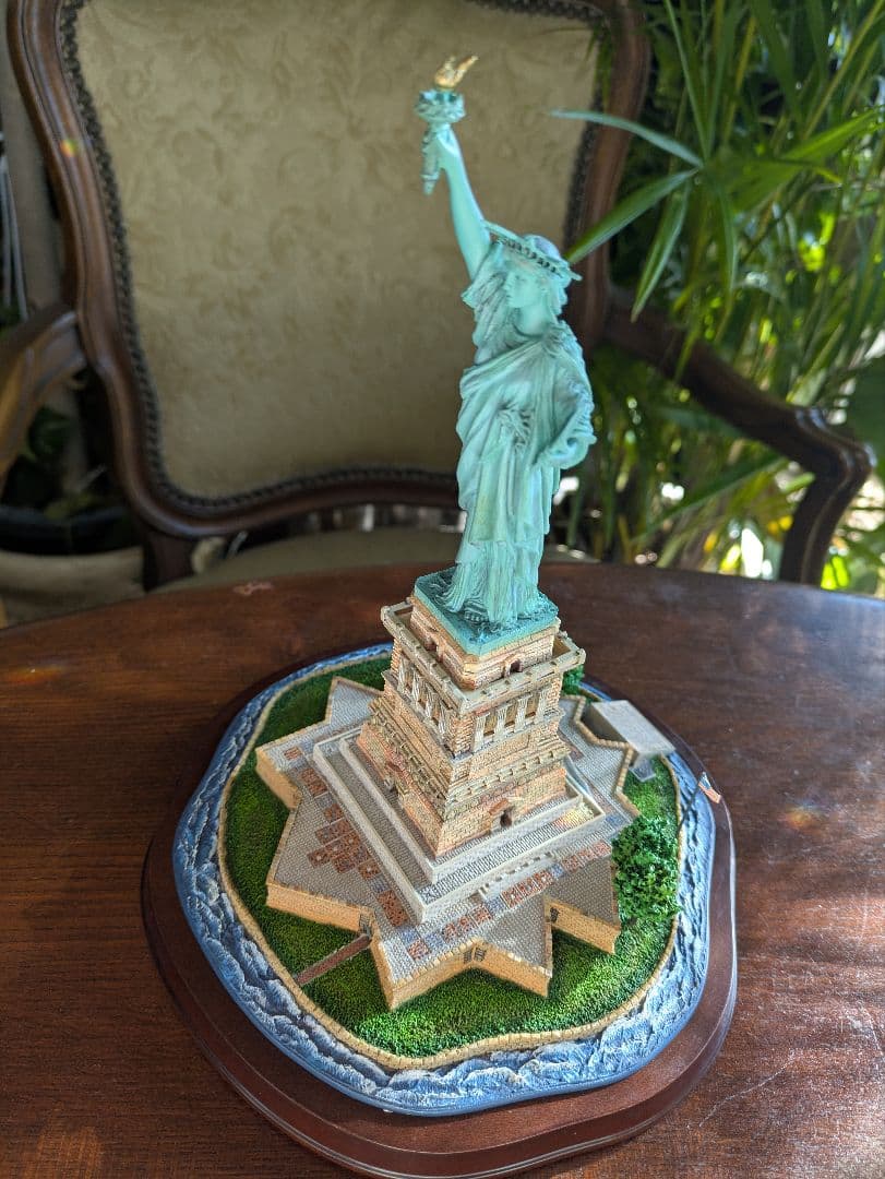 希少 公式限定品！美しい 自由の女神 像 証明書付 アメリカ