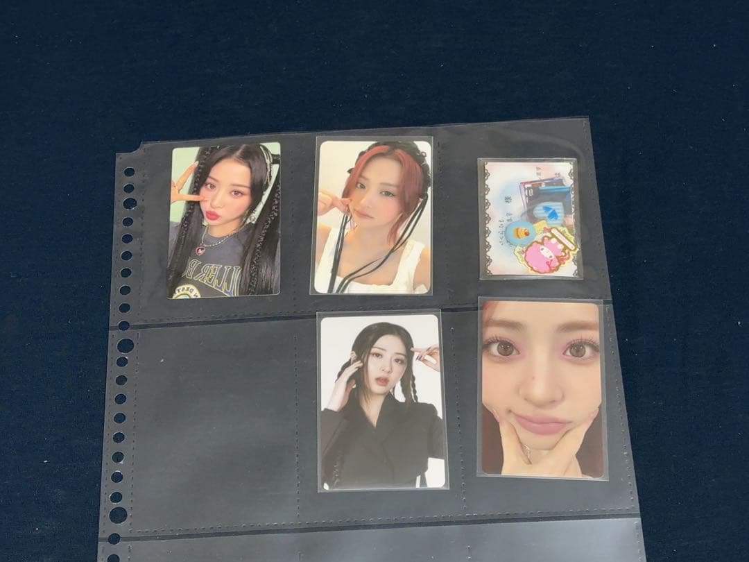 [卒業します]LESSERAFIM ユンジン トレカ　他