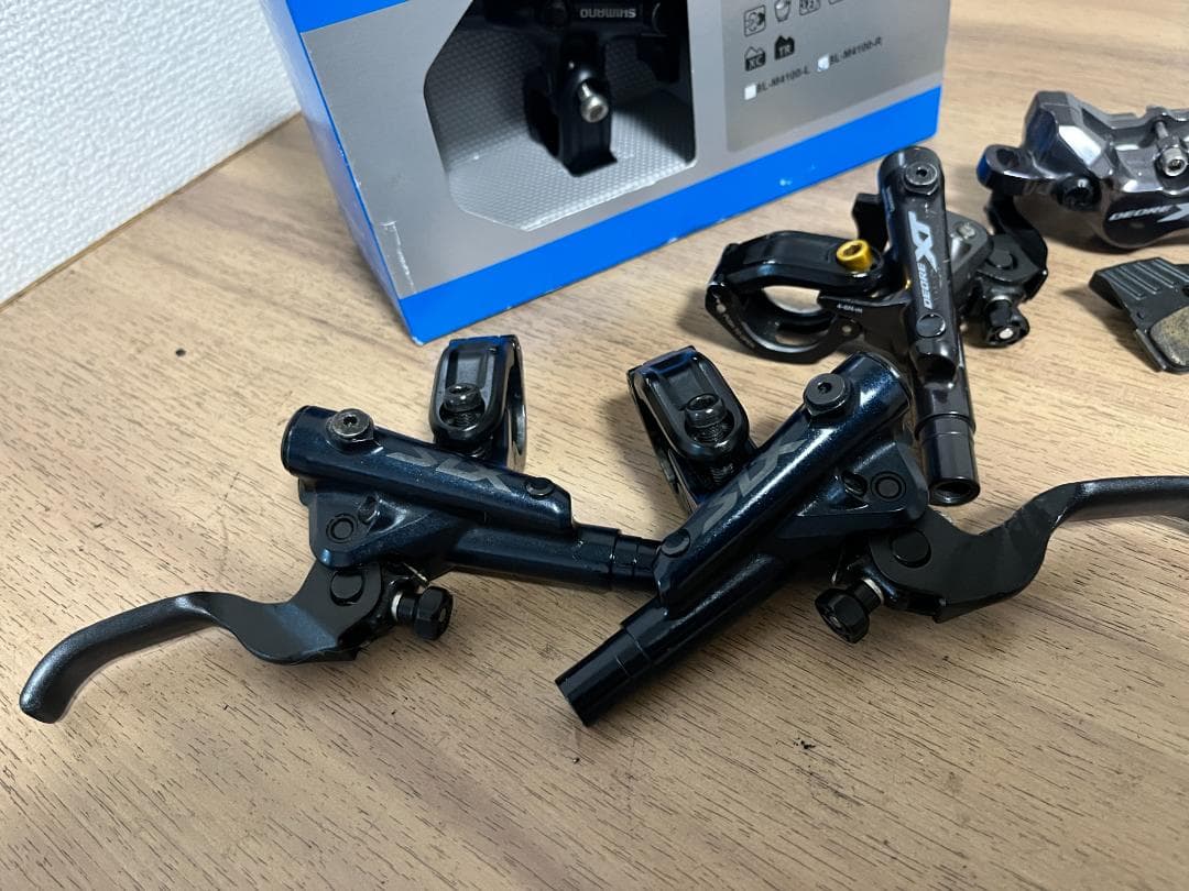 SHIMANO BL-M4100 ブレーキレバー 他MTBブレーキ多数オマケ付