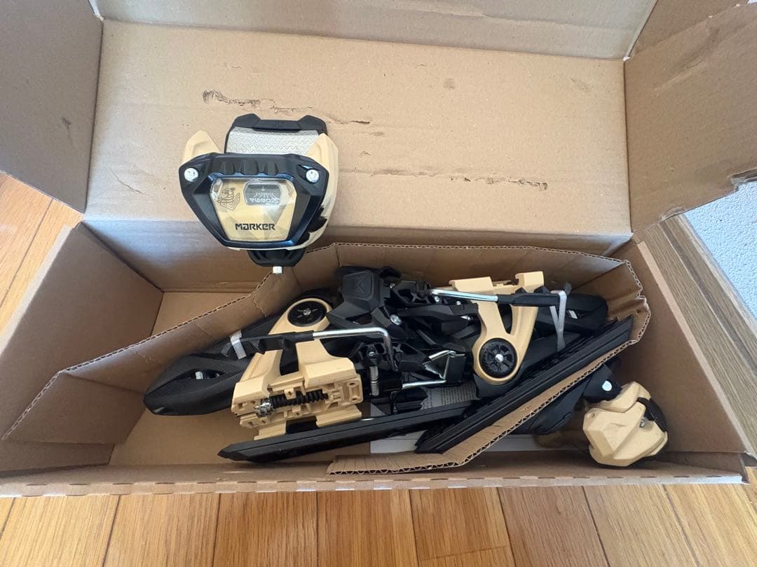 GRIFFON 13 ID 120MM BLK/TAN 新品未使用