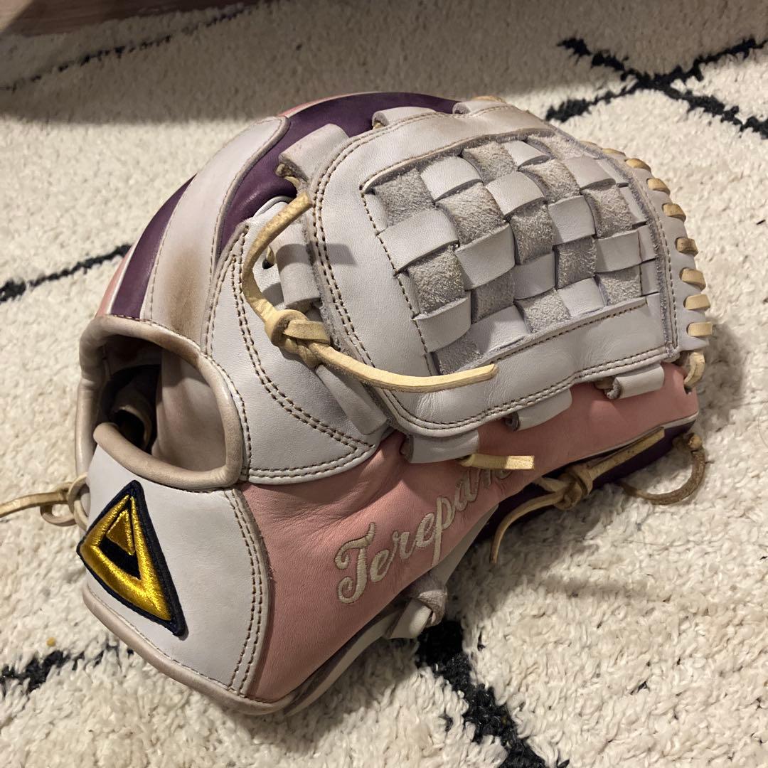 フ*※様 デルタ 内野手用オーダーグローブ