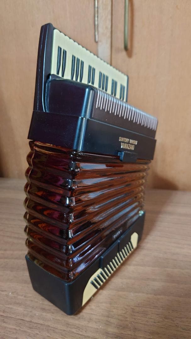 未開栓 サントリー ウイスキー 山崎 43% アコーディオンボトル 700ml