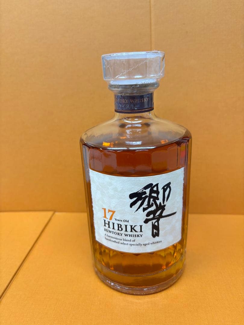 未開栓 サントリ一 響17年 古酒700ml 43% 箱なし ウイスキー