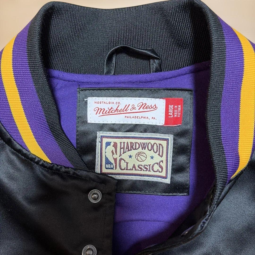 Mitchell & Ness製ロサンゼルス・レイカーズのジャケット