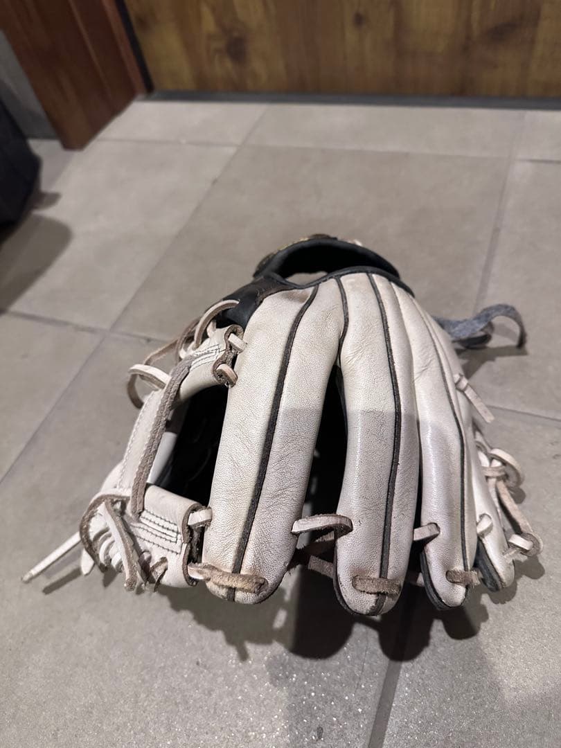 アンダーアーマー 軟式内野手　オーダー