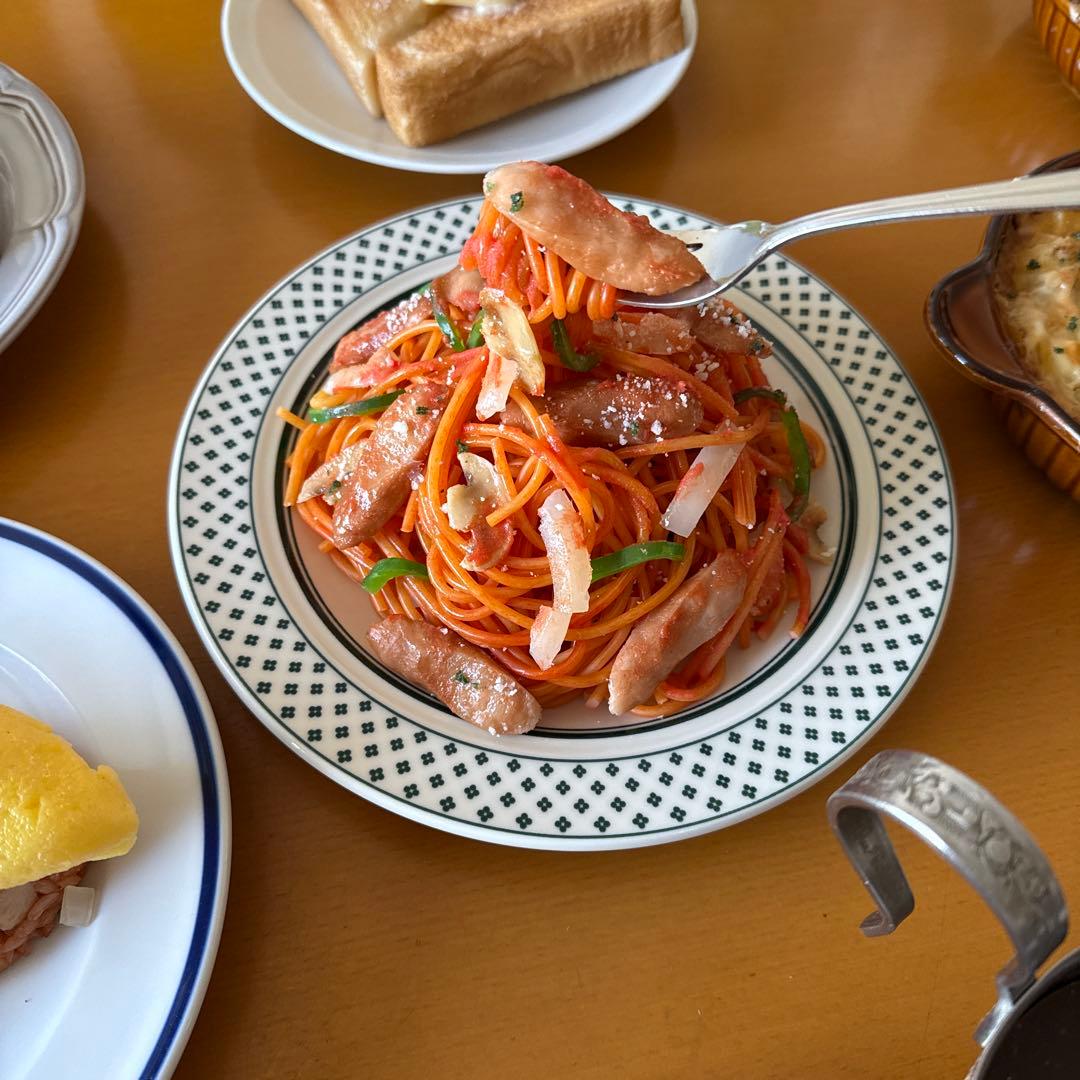 洋食店メニュー商品ケース　　 (実物大)食品サンプルセット￼