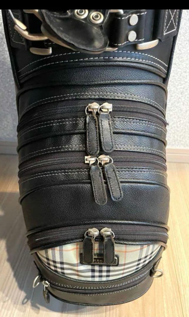 hikaru kotaniBURBERRY ブラックレザー キャディバッグ