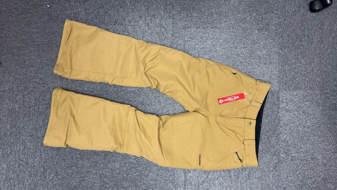 VOLCOM スノーボードウェア 上下セット