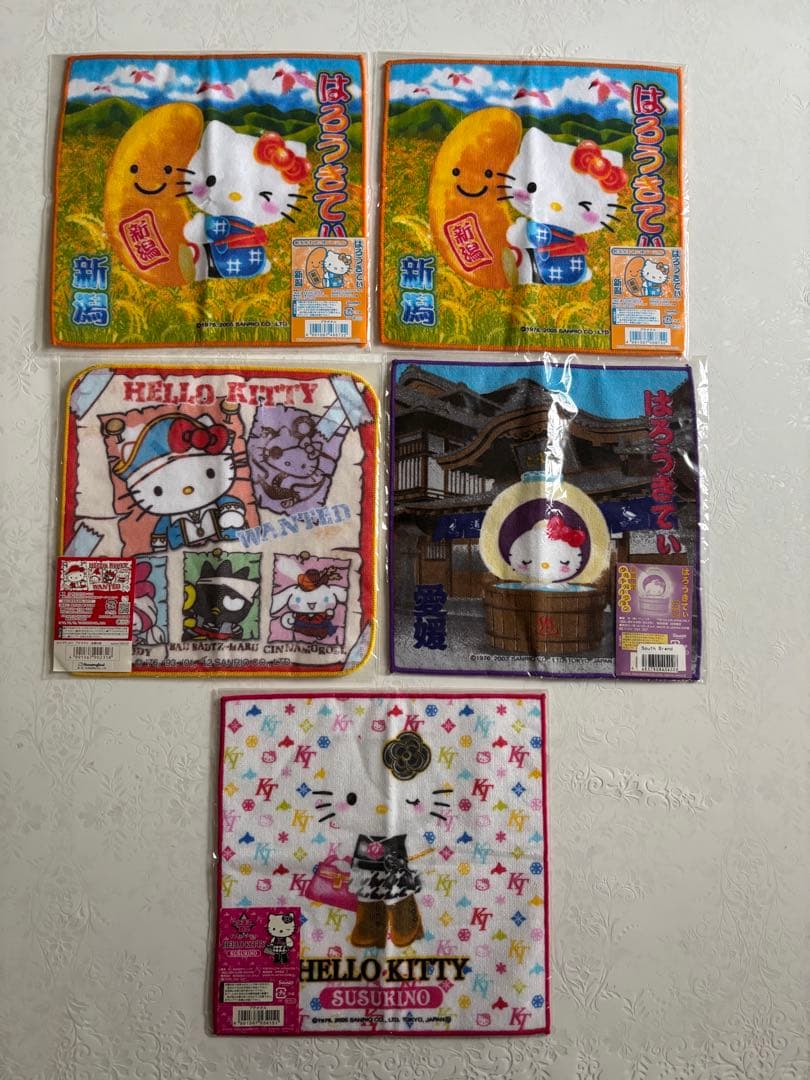 ご当地限定品・ハローキティ タオル・ハンカチセット多数　セット売り