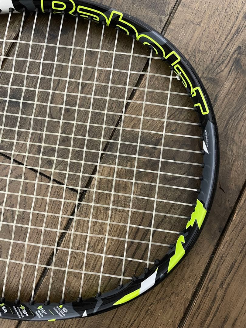 バボラ ピュアアエロ2022 100インチ