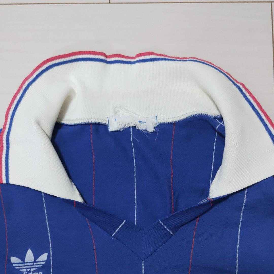 アディダス　サッカーユニフォーム（ヴィンテージレア物）