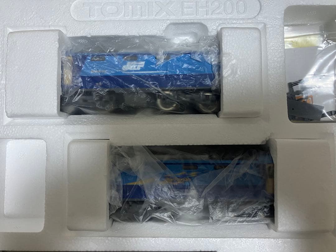TOMIX EH200 鉄道模型 HOゲージ