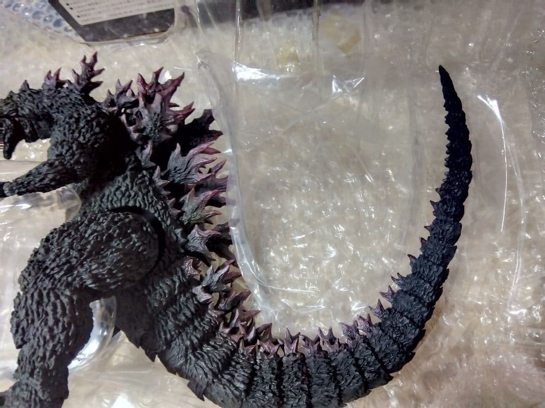 S.H.MonsterArts ゴジラ2000ミレニアム　開封品