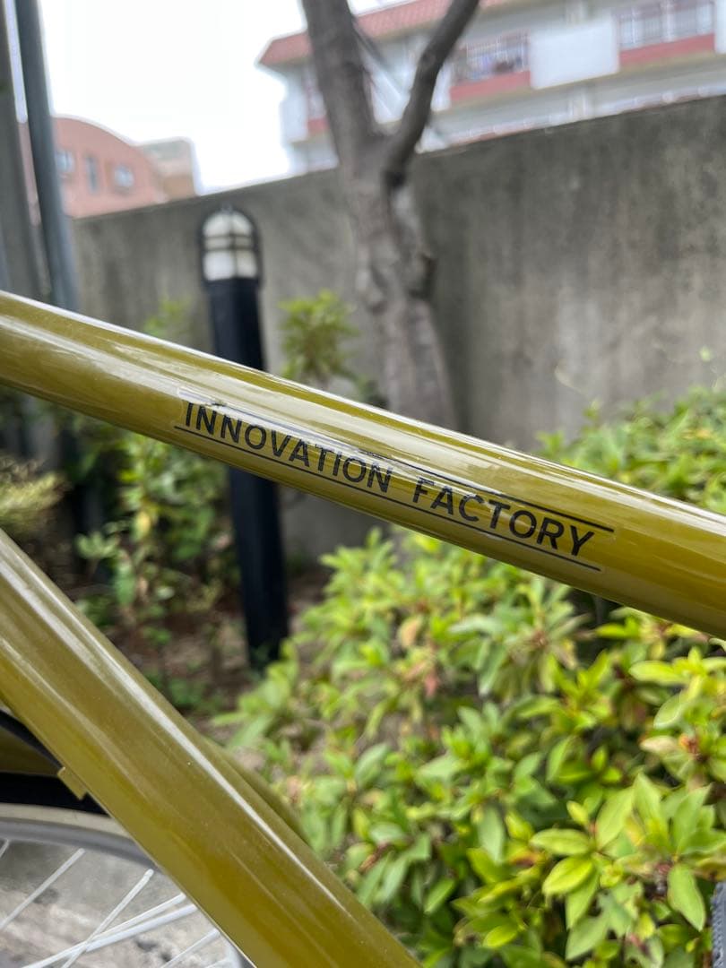 オリーブ　カーキ　シティサイクル 24インチ　ジュニア