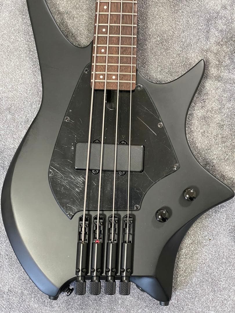 ベース HEX Guitars / NB300 Black