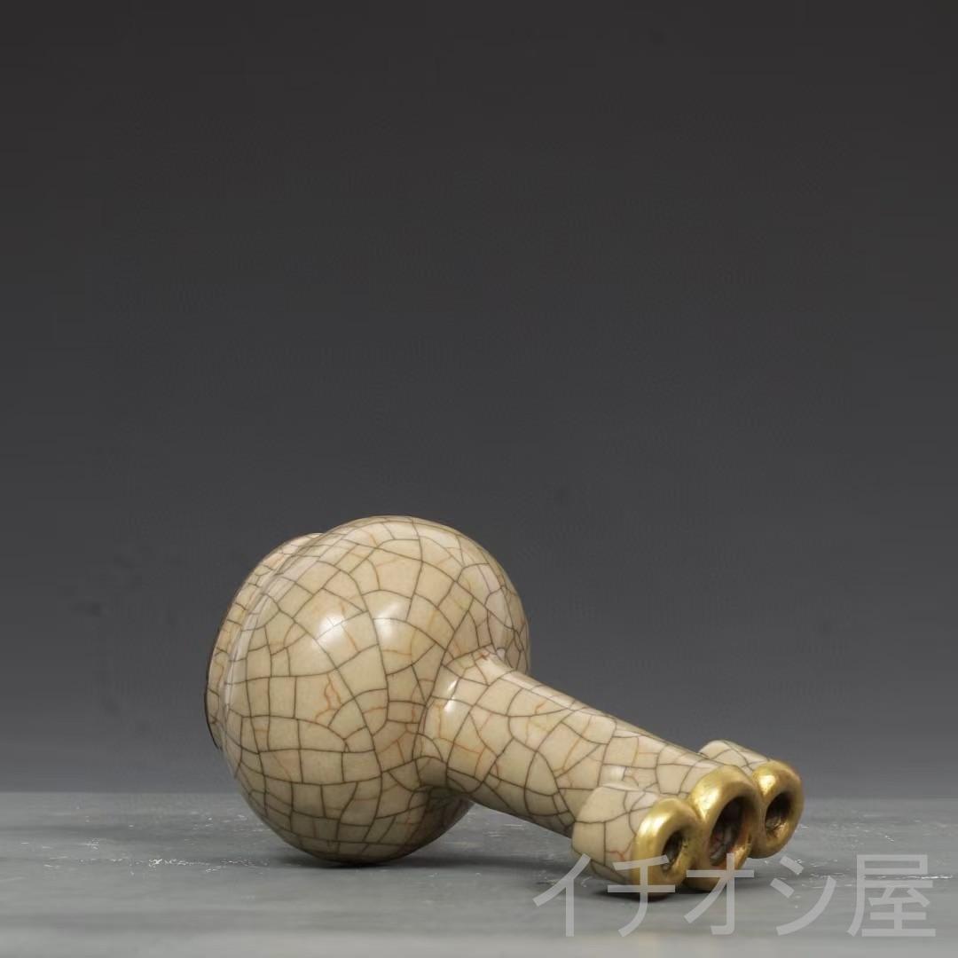 中国古美術 旧蔵 宋時代南宋哥窯貫耳瓶 米黄釉 金口装飾 古陶磁器 置物 書道具