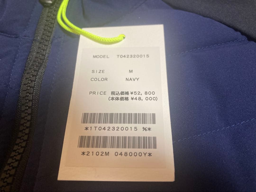 新品未使用 MサイズTFW49 ネイビー　ゴルフ ジャケット 防寒 ダウン 秋冬