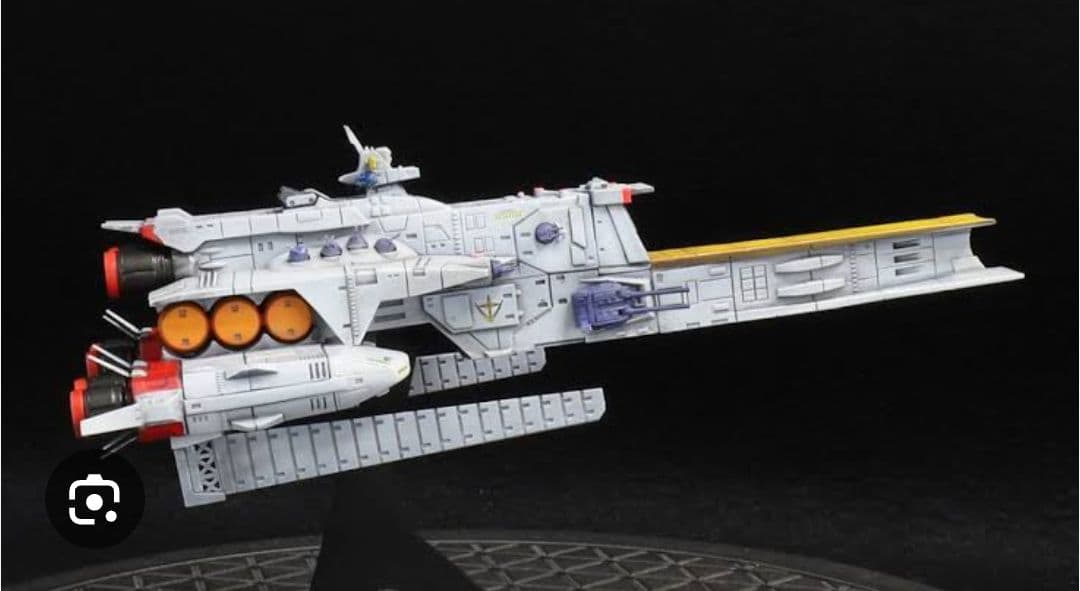 1/1700 機動戦士ガンダム クラップ級巡洋艦レジンキット　コスモフリート