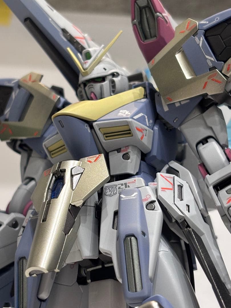 MG V2アサルトバスターガンダム ver.ka 全塗装完成品