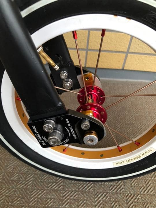 ゼロバイクファクトリー　バニッシュ　ランバイク　ストライダー