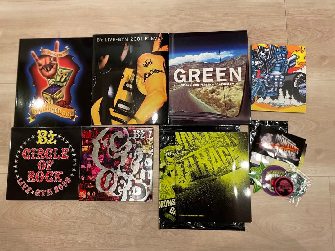 B'zグッズまとめ売り　会報・ツアーパンフ・その他グッズ色々