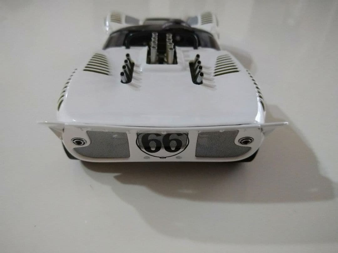 車　ＡＵＴＯ・Ａｒｔ　1/18　Ｃｈａｐａｒｒａｌ　ダイキャストミニカー