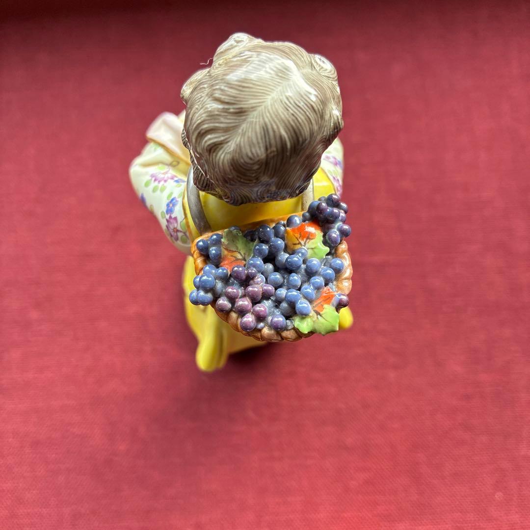 蒼*様 マイセン　Meissen 陶器製 子供 フィギュア ぶどう　葡萄　少年