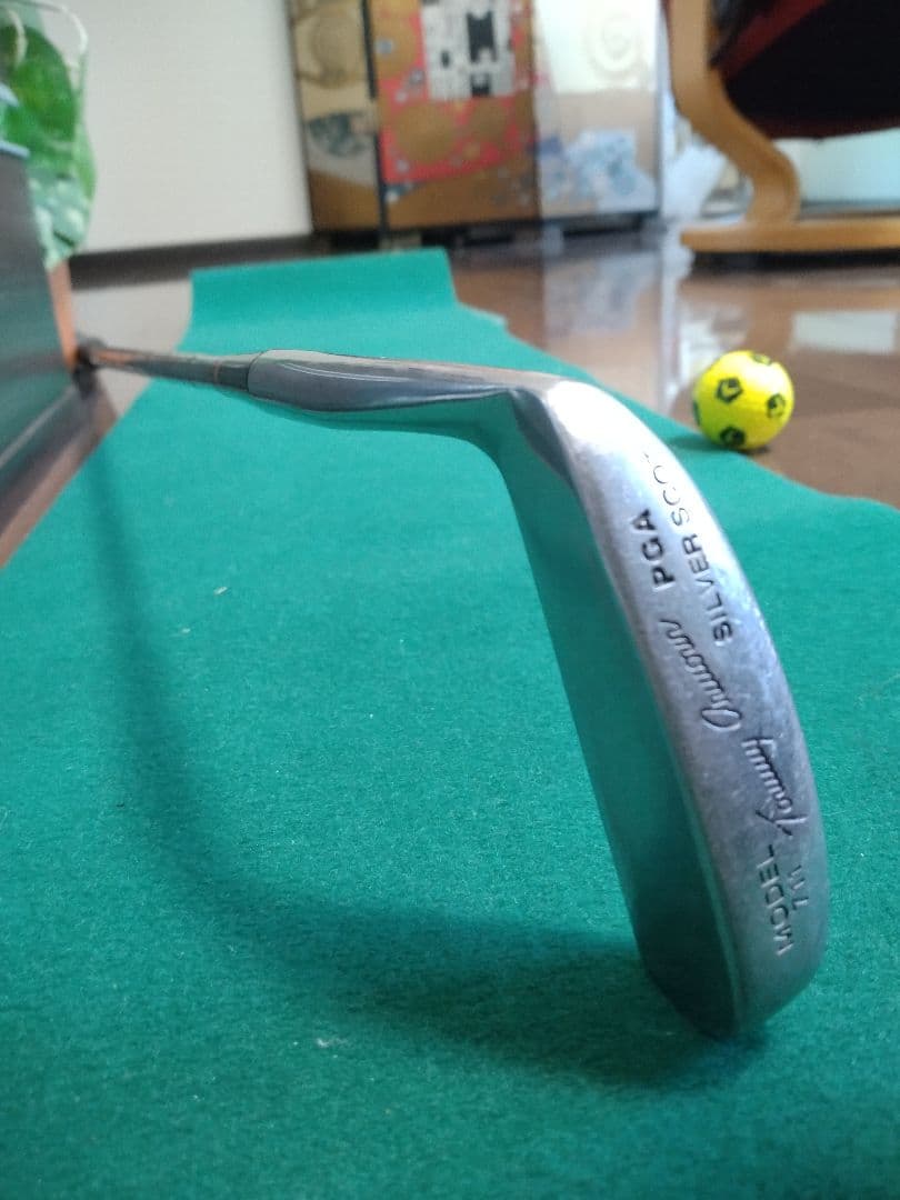 【 Armour SILVER SCOT 711 PGAモデル】