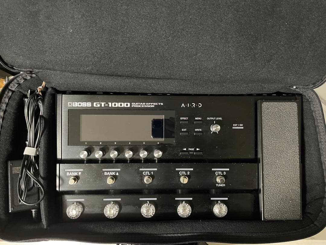 BOSS GT-1000 ソフトケースorハードケース付き