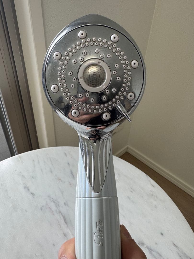 リファ　シャワーヘッド　ファインバブルピュア