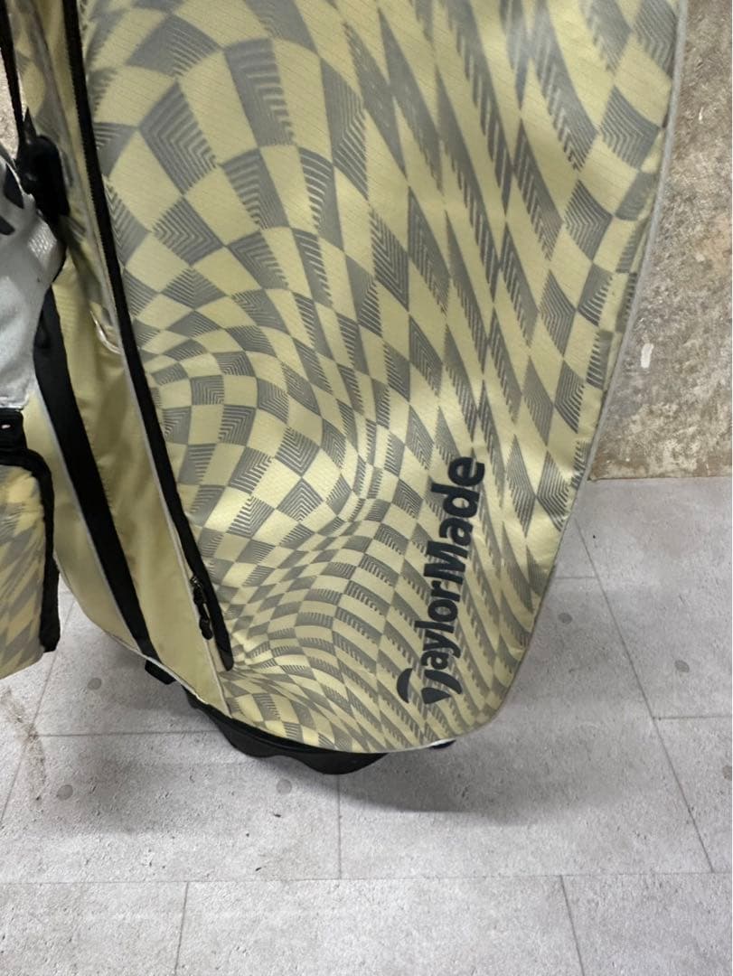 TaylorMade ゴルフバッグ チェッカーパターン