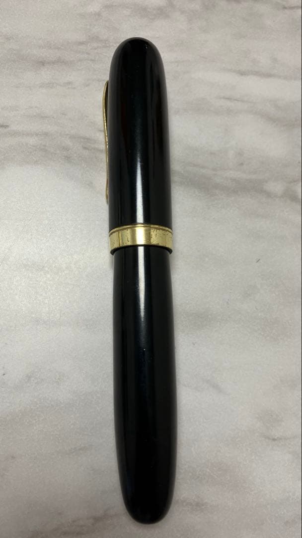 ジャンク★詳細不明★極太軸　万年筆　本体のみ